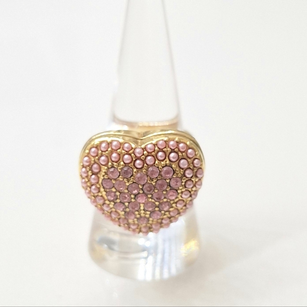 Jessica Simpson Gold Tone Statement Heart Ring Pink Rhinestones‎